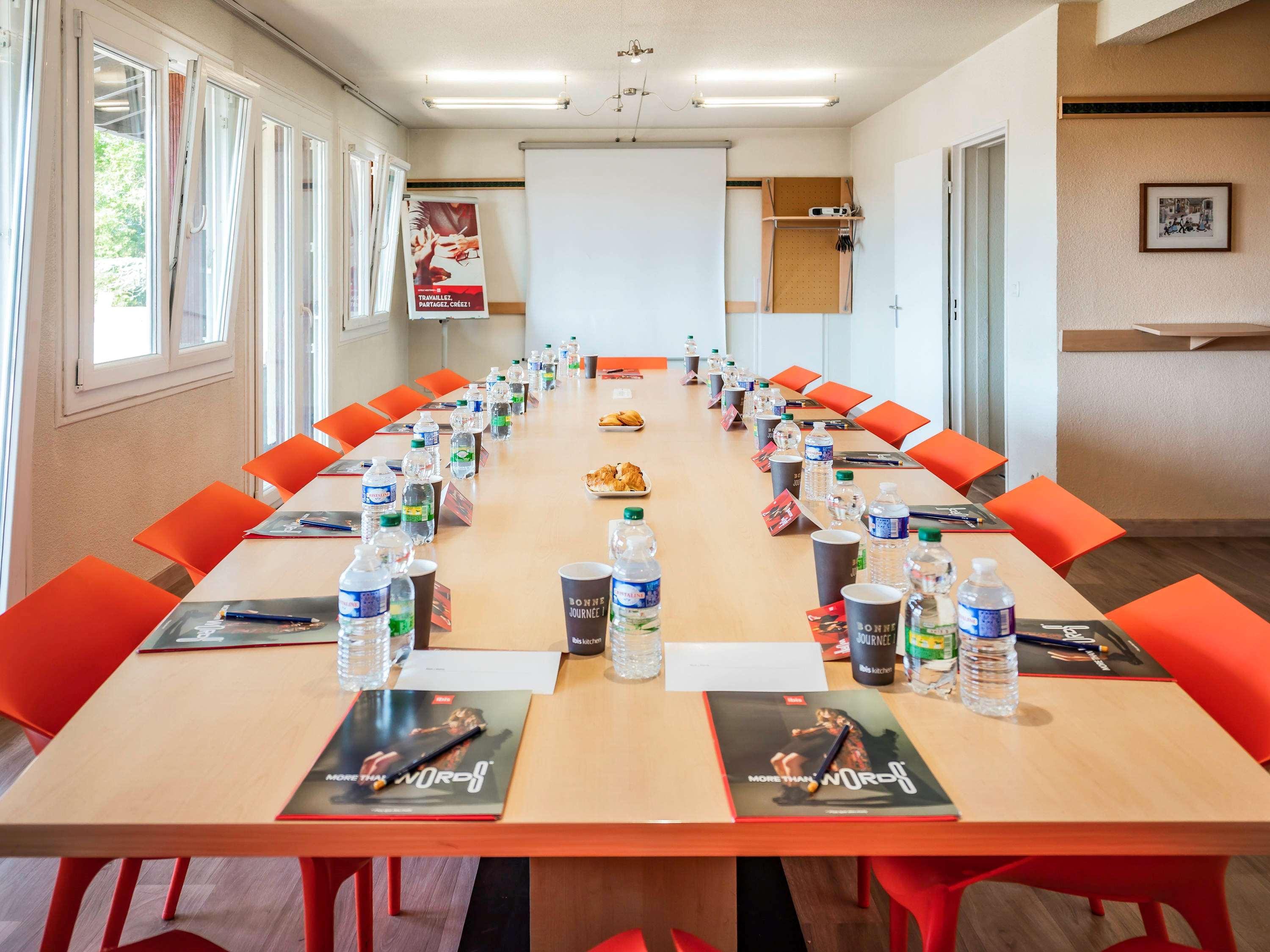 Ibis Colmar Est - Hotel Restaurant En Alsace Horbourg-Wihr Экстерьер фото